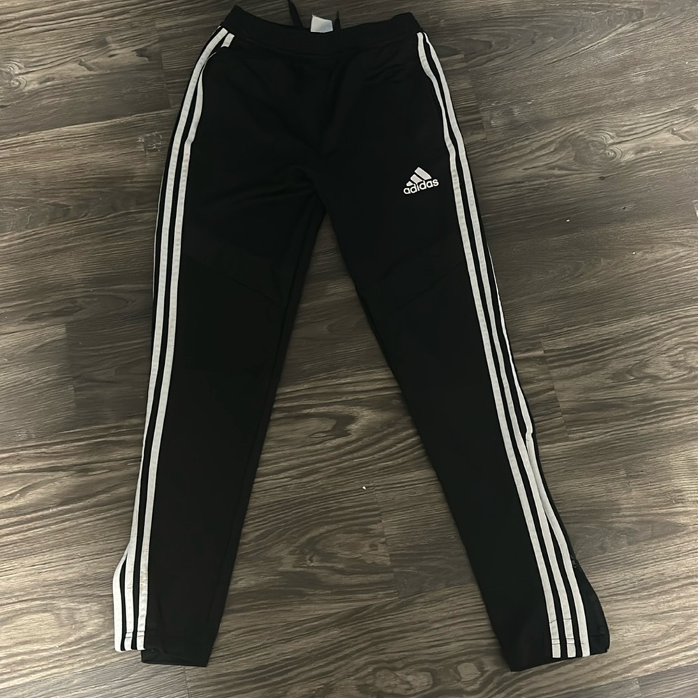 Women’s Adidas pants
